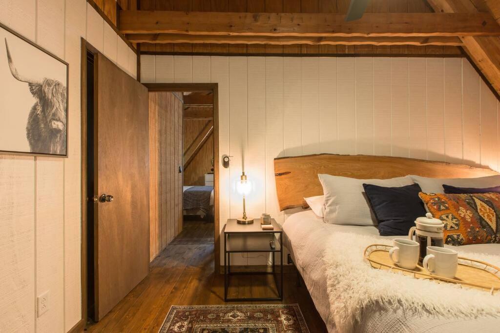 Southern Oak Cabin - Newly Remodeled - Close To All Attractions Sevierville Bagian luar foto